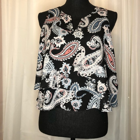 Metaphor Tops - Layered Paisley V-Neck Crop Top Sleeveless